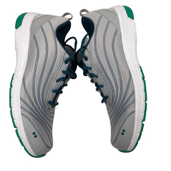 Ryka Cool Mist Gray continuum at le tic shoes 9 - Picture 4 of 8